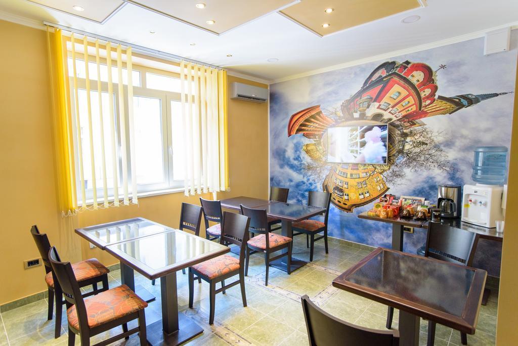 Guest House Mali Hotel Subotica Exterior foto